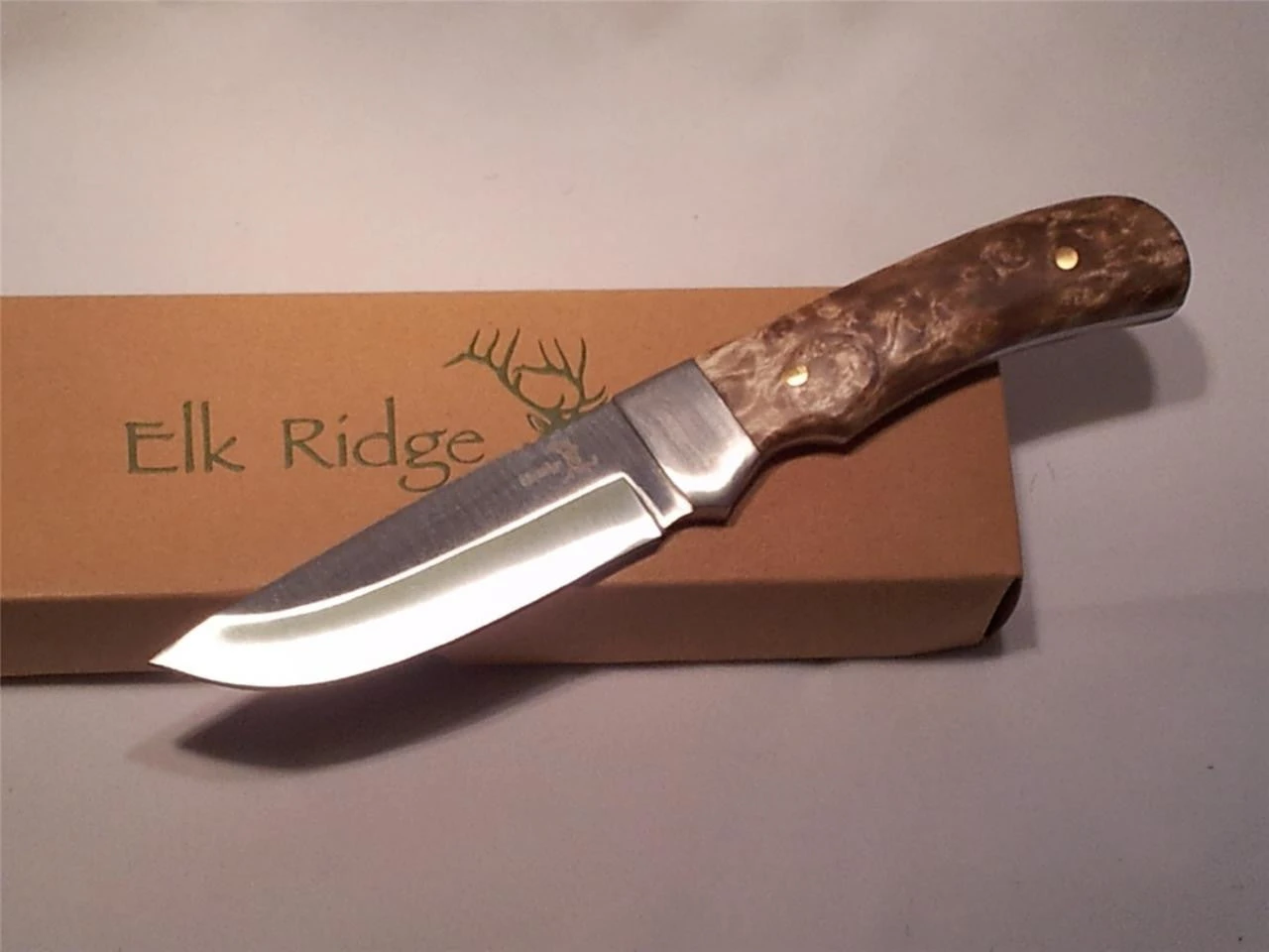 Elk Ridge Small Hunter Hunting Knife Brown Burlwood Handles W/ Black Sheath - 107 3 Elk Ridge Small Hunter Hunting Knife Brown Burlwood Handles W/ Black Sheath - 107 - Image 3