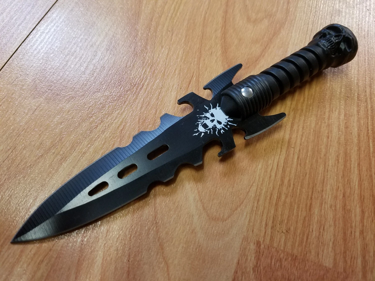 Renegade Tactical Set Of 6 Skull Throwers Black 4.25" With Blade Leg Or Arm Sheath - 125 3 Renegade Tactical Set Of 6 Skull Throwers Black 4.25" With Blade Leg Or Arm Sheath - 125 - Image 3