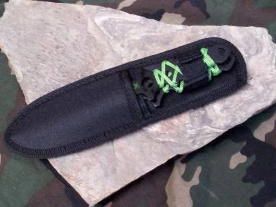 Z Hunter Zombie Triple Knife 3 PC Throwing Set 7.5" Green & Black - 0753 4 Z Hunter Zombie Triple Knife 3 PC Throwing Set 7.5" Green & Black - 0753 - Image 4