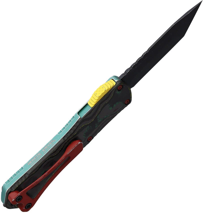 Heretic Knives Automatic Manticore S OTF Knife Distressd Green Aluminum & CF CPM-MagnaCut Blade 0238A 3 Heretic Knives Automatic Manticore S OTF Knife Distressd Green Aluminum & CF CPM-MagnaCut Blade 0238A - Image 3